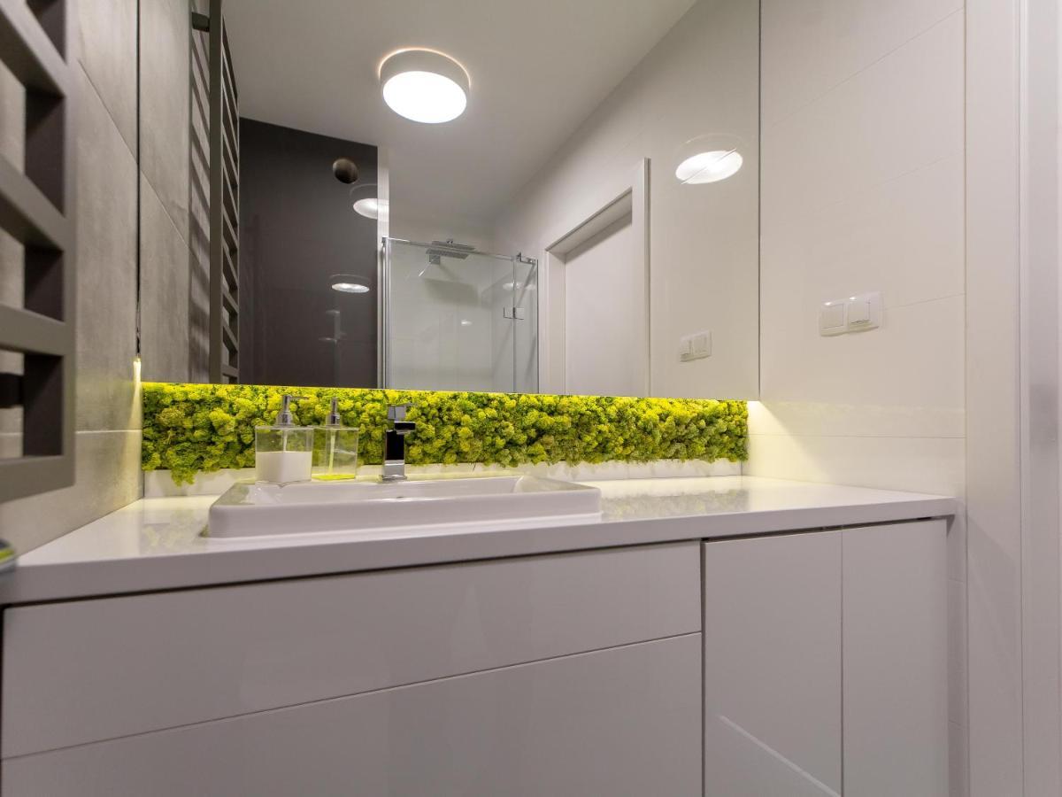Apart111 - Platinum Apartment